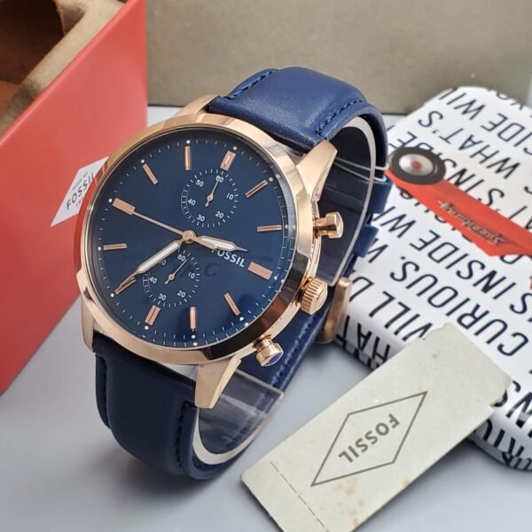 EXCLUSIVE WRISTWATCH